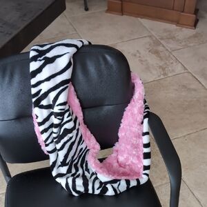 Infinity scarf for outdoor